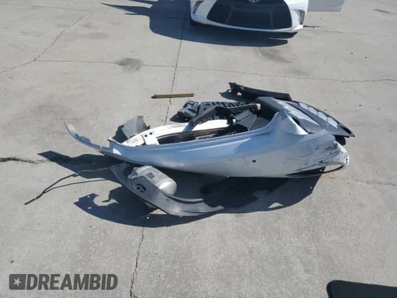 2014 Hyundai Equus Ultimate with VIN KMHGH4JH1EU086952, listed as a Copart auction lot 63856095 with 207,806 mi miles and Salvage title. Bid and sale history available at DreamBid. Image 12.