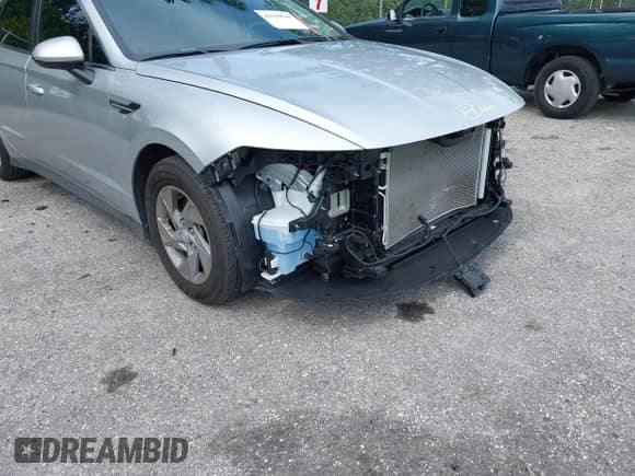 2025 Hyundai Sonata SE с VIN KMHL24JA6SA441114, выставлен на аукционе IAAI как лот 42930568 с пробегом 15 725 миль миль и . История ставок и продаж доступна на DreamBid. Изображение 19.