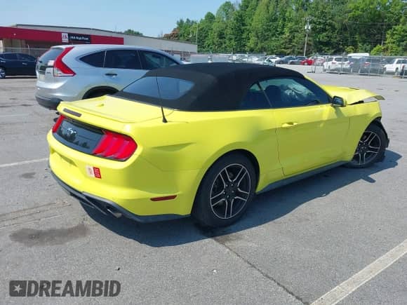 2021 Ford Mustang EcoBoost с VIN 1FATP8UH4M5110331, выставлен на аукционе IAAI как лот 42482803 с пробегом 78 858 миль миль и . История ставок и продаж доступна на DreamBid. Изображение 4.