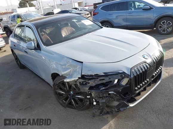 2023 BMW 7 Series 760i xDrive with VIN WBA33EJ05PCN09605, listed as a IAAI auction lot 40788911 with 22,796 mi miles and . Bid and sale history available at DreamBid. Image 1.