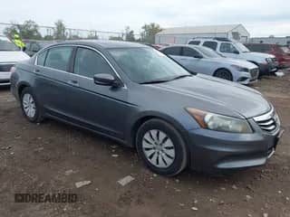 2011 Honda Accord LX с VIN 1HGCP2F37BA090817, выставлен на аукционе IAAI как лот 43488206 с пробегом 212 144 миль миль и . История ставок и продаж доступна на DreamBid. Изображение 1.