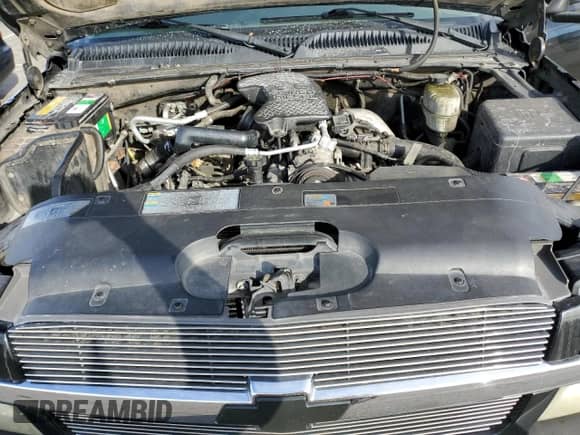 2004 Chevrolet Silverado 2500HD LS с VIN 1GCHC23244F265977, выставлен на аукционе Copart как лот 87312894 с пробегом 203 897 миль миль и Списание • Salvage title. История ставок и продаж доступна на DreamBid. Изображение 11.