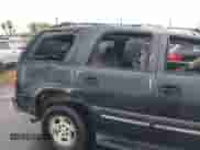 2005 Chevrolet Tahoe Z71 z VIN 1GNEC13T15R205653, wystawiony jako IAAI lot #41808672 z przebiegiem 210 261 mil mil oraz . Historia ofert i sprzedaży dostępna na DreamBid. Obrazek 13.