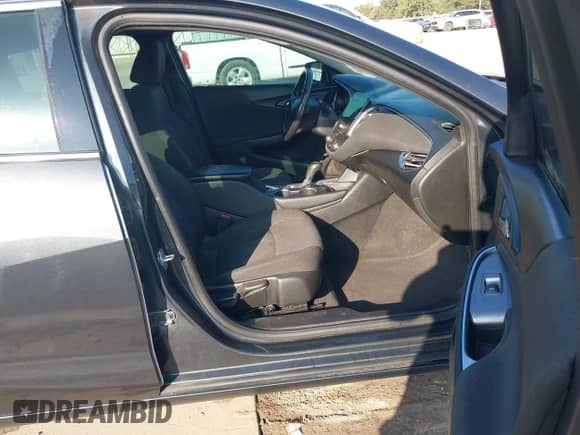 2018 Chevrolet Malibu LT с VIN 1G1ZD5ST8JF235320, выставлен на аукционе IAAI как лот 43482165 с пробегом 69 975 миль миль и . История ставок и продаж доступна на DreamBid. Изображение 5.