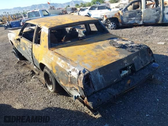 1985 Chevrolet Monte Carlo Sport с VIN 1G1GZ37Z1FR129601, выставлен на аукционе IAAI как лот 43353746 с пробегом Не указан миль и . История ставок и продаж доступна на DreamBid. Изображение 3.