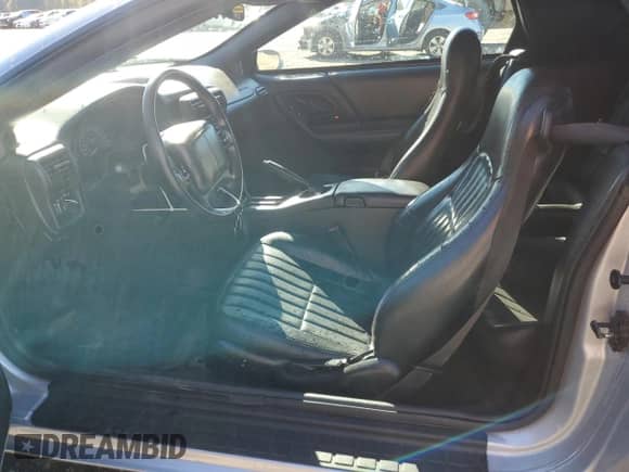 2002 Chevrolet Camaro Z28 z VIN 2G1FP32G422164864, wystawiony jako Copart lot #81551214 z przebiegiem 109 268 mil mil oraz Szkoda całkowita • Salvage title. Historia ofert i sprzedaży dostępna na DreamBid. Obrazek 7.