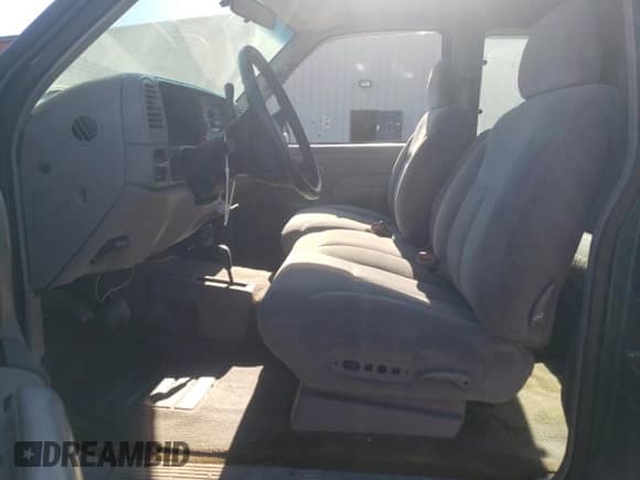 1995 Chevrolet Silverado 2500 с VIN 2GCFK29K9S1126272, выставлен на аукционе Copart как лот 76485474 с пробегом 137 638 миль миль и Списание • Salvage title. История ставок и продаж доступна на DreamBid. Изображение 7.