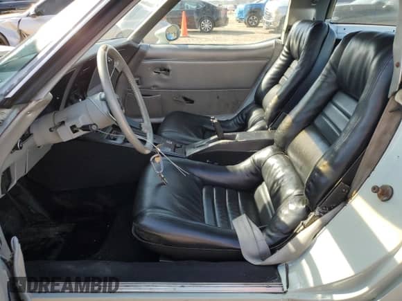 1981 Chevrolet Corvette с VIN 1G1AY8765B5108344, выставлен на аукционе Copart как лот 44247515 с пробегом 94 066 миль миль и Чистый • Clean title. История ставок и продаж доступна на DreamBid. Изображение 7.