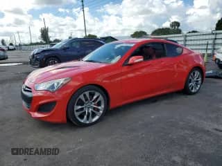2013 Hyundai Genesis Coupe Premium с VIN KMHHT6KD2DU104903, выставлен на аукционе Copart как лот 82568585 с пробегом 86 821 миль миль и Списание • Salvage title. История ставок и продаж доступна на DreamBid. Изображение 1.