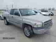 2000 Dodge 1500 с VIN 1B7HC13Y7YJ100247, выставлен на аукционе IAAI как лот 41430771 с пробегом 151 429 миль миль и . История ставок и продаж доступна на DreamBid. Изображение 6.