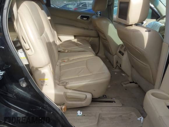 2013 Nissan Pathfinder Platinum with VIN 5N1AR2MN8DC670214, listed as a IAAI auction lot 42698510 with 216,922 mi miles and . Bid and sale history available at DreamBid. Image 8.