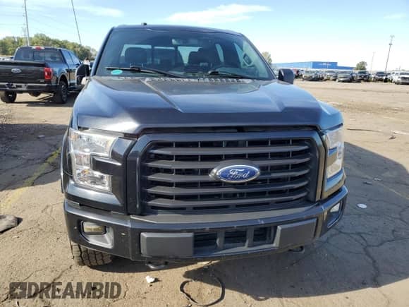 2017 Ford F-150 XLT with VIN 1FTEW1EG1HFC87468, listed as a Copart auction lot 86283535 with 162,424 mi miles and Clean title. Bid and sale history available at DreamBid. Image 5.