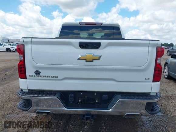 2022 Chevrolet Silverado 1500 LT with VIN 2GCUDDED0N1513978, listed as a IAAI auction lot 42188466 with 62,997 mi miles and . Bid and sale history available at DreamBid. Image 16.