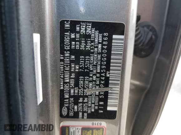 2016 Kia Sorento SX z VIN 5XYPK4A59GG004868, wystawiony jako Copart lot #70268685 z przebiegiem 143 275 mil mil oraz Czysty tytuł • Clean title. Historia ofert i sprzedaży dostępna na DreamBid. Obrazek 13.