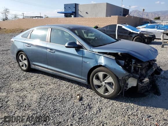 2016 Hyundai Sonata Limited with VIN KMHE34L12GA019318, listed as a Copart auction lot 81854755 with 62,281 mi miles and Salvage title. Bid and sale history available at DreamBid. Image 4.