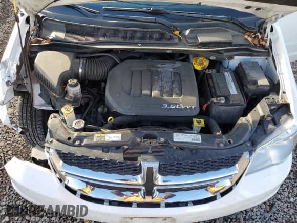 2016 Dodge Grand Caravan SE with VIN 2C4RDGBG5GR320011, listed as a Copart auction lot 89530275 with 136,964 mi miles and Salvage title. Bid and sale history available at DreamBid. Image 12.