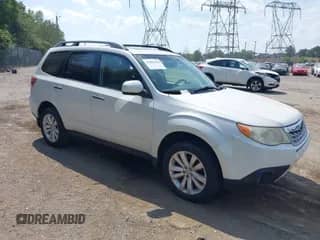 2012 Subaru Forester X Limited z VIN JF2SHAFC5CH440196, wystawiony jako IAAI lot #42883120 z przebiegiem 174 671 mil mil oraz . Historia ofert i sprzedaży dostępna na DreamBid. Obrazek 1.