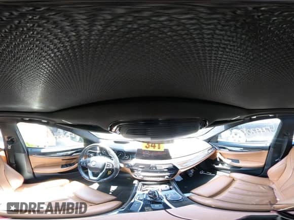 2019 BMW 5 Series 530e xDrive z VIN WBAJB1C53KB375221, wystawiony jako IAAI lot #42497010 z przebiegiem 71 574 mil mil oraz . Historia ofert i sprzedaży dostępna na DreamBid. Obrazek 20.