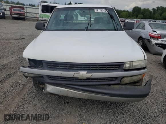 2002 Chevrolet Silverado 1500 z VIN 1GCEC14WX2Z172312, wystawiony jako Copart lot #58172345 z przebiegiem 255 049 mil mil oraz Szkoda całkowita • Salvage title. Historia ofert i sprzedaży dostępna na DreamBid. Obrazek 5.