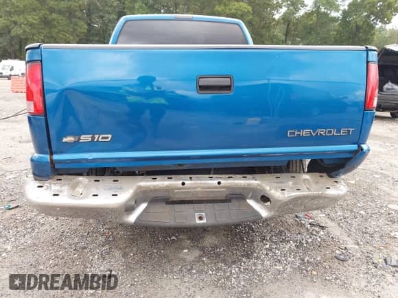 2000 Chevrolet S-10 с VIN 1GCCS1441Y8178250, выставлен на аукционе IAAI как лот 43309823 с пробегом 200 805 миль миль и . История ставок и продаж доступна на DreamBid. Изображение 6.