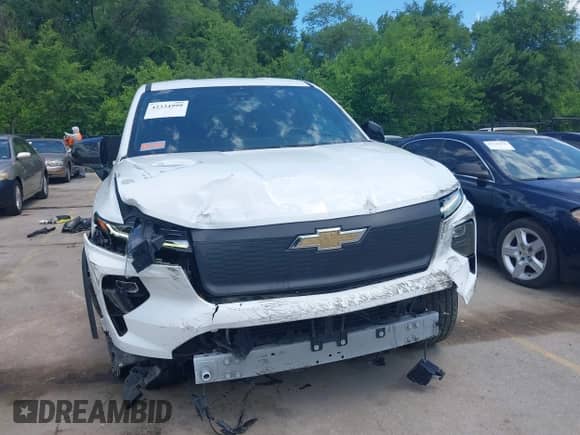 2024 Chevrolet Silverado EV Work Truck с VIN 1GC10VEL8RU200859, выставлен на аукционе IAAI как лот 42334999 с пробегом 22 070 миль миль и . История ставок и продаж доступна на DreamBid. Изображение 6.