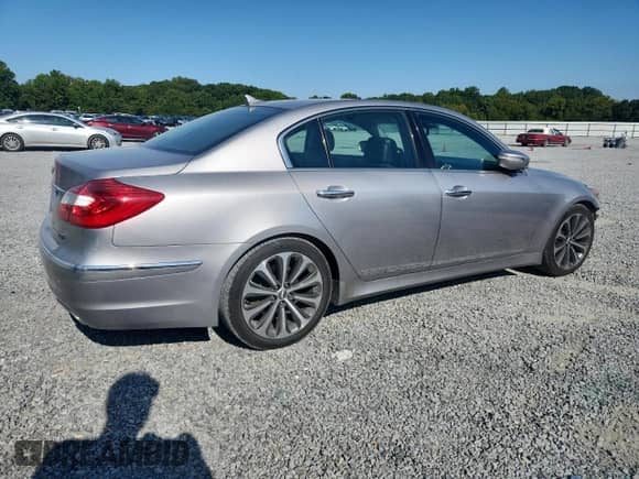 2012 Hyundai Genesis R-Spec с VIN KMHGC4DH9CU166541, выставлен на аукционе Copart как лот 80263315 с пробегом 159 406 миль миль и Списание • Salvage title. История ставок и продаж доступна на DreamBid. Изображение 3.