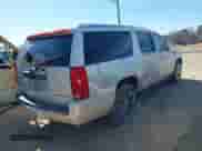 2011 Cadillac Escalade ESV Premium z VIN 1GYS4JEF1BR154922, wystawiony jako IAAI lot #41487239 z przebiegiem 154 979 mil mil oraz . Historia ofert i sprzedaży dostępna na DreamBid. Obrazek 4.