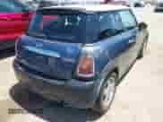 2009 MINI Hardtop with VIN WMWMF33509TW78295, listed as a IAAI auction lot 42293731 with 105,109 mi miles and . Bid and sale history available at DreamBid. Image 6.