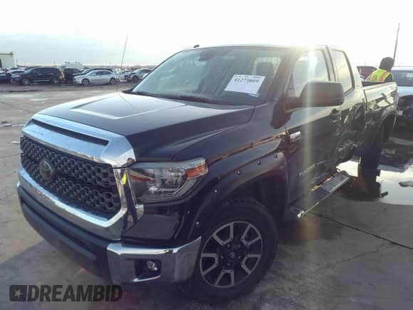 2018 Toyota Tundra SR с VIN 5TFUW5F19JX754195, выставлен на аукционе IAAI как лот 41275809 с пробегом 66 142 миль миль и . История ставок и продаж доступна на DreamBid. Изображение 2.