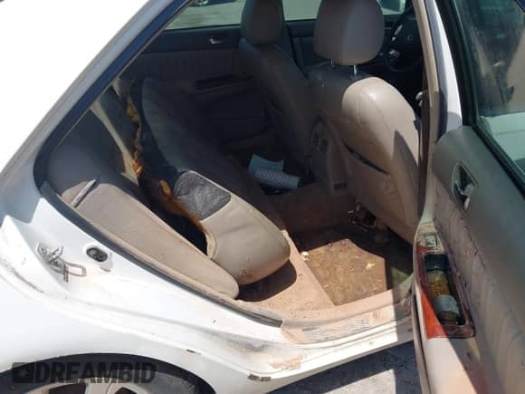 2005 Toyota Camry LE with VIN 4T1BF32K45U083497, listed as a IAAI auction lot 42763595 with 178,347 mi miles and . Bid and sale history available at DreamBid. Image 8.