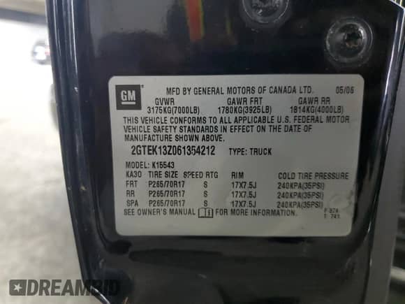2006 GMC Sierra 1500 SLT with VIN 2GTEK13Z061354212, listed as a Copart auction lot 86314035 with 228,654 mi miles and Clean title. Bid and sale history available at DreamBid. Image 12.