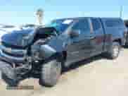 2018 Chevrolet Colorado 2WD Work Truck z VIN 1GCHSBENXJ1194805, wystawiony jako IAAI lot #42131902 z przebiegiem 109 328 mil mil oraz . Historia ofert i sprzedaży dostępna na DreamBid. Obrazek 2.