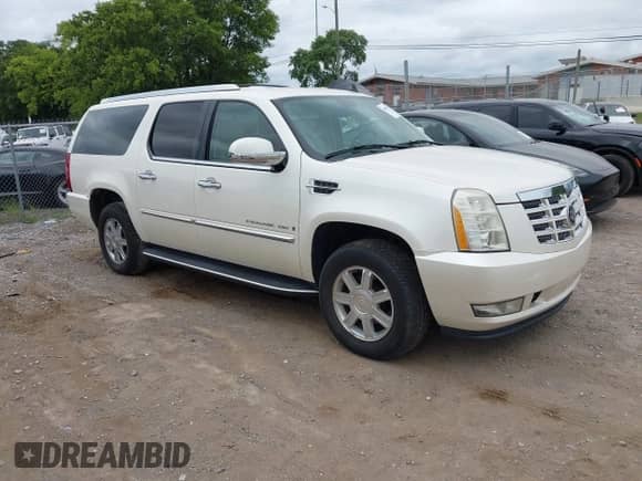 2007 Cadillac Escalade ESV with VIN 1GYFK66817R339936, listed as a IAAI auction lot 42905726 with 173,395 mi miles and . Bid and sale history available at DreamBid. Image 1.