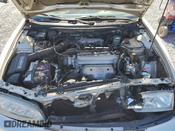 1995 Honda Accord LX z VIN 1HGCD5630SA158577, wystawiony jako Copart lot #85679354 z przebiegiem 149 213 mil mil oraz Szkoda całkowita • Salvage title. Historia ofert i sprzedaży dostępna na DreamBid. Obrazek 12.