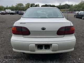 2005 Chevrolet Malibu Classic z VIN 1G1ND52F35M236384, wystawiony jako Copart lot #82146885 z przebiegiem 152 143 mil mil oraz Szkoda całkowita • Salvage title. Historia ofert i sprzedaży dostępna na DreamBid. Obrazek 6.