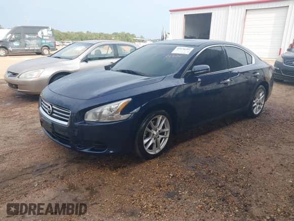 2014 Nissan Maxima SV z VIN 1N4AA5AP1EC454506, wystawiony jako IAAI lot #43176281 z przebiegiem 134 395 mil mil oraz . Historia ofert i sprzedaży dostępna na DreamBid. Obrazek 2.