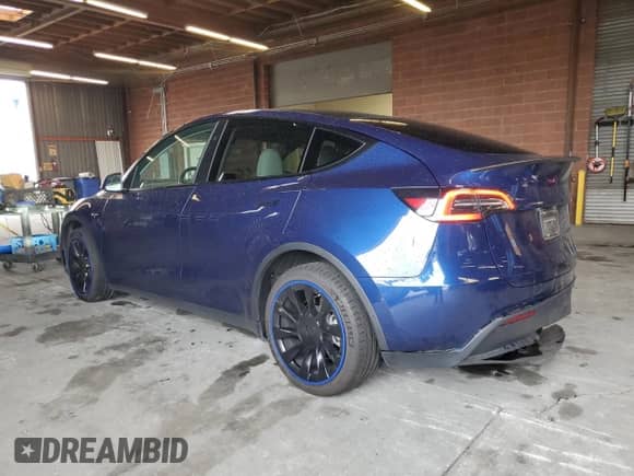 2023 Tesla Model Y Long Range с VIN 7SAYGDEE9PF815046, выставлен на аукционе Copart как лот 86676295 с пробегом 26 191 миль миль и Списание • Salvage title. История ставок и продаж доступна на DreamBid. Изображение 2.