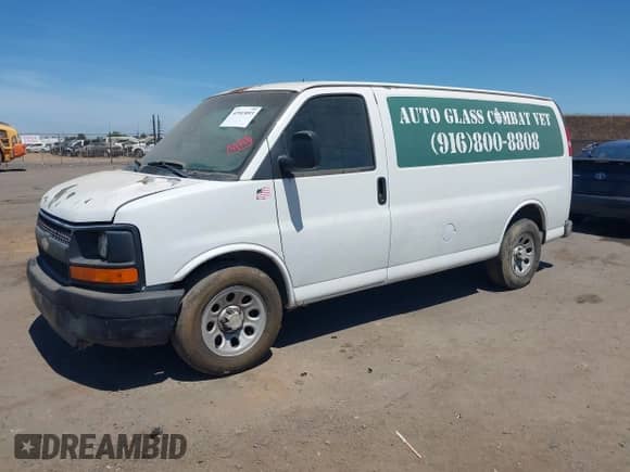 2009 Chevrolet Express Cargo with VIN 1GCFG15X291178260, listed as a IAAI auction lot 42943093 with 165,844 mi miles and . Bid and sale history available at DreamBid. Image 2.