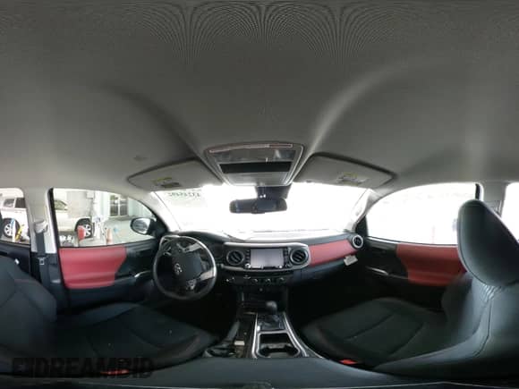 2023 Toyota Tacoma SR5 z VIN 3TMAZ5CN4PM206492, wystawiony jako IAAI lot #43245492 z przebiegiem 38 089 mil mil oraz . Historia ofert i sprzedaży dostępna na DreamBid. Obrazek 18.