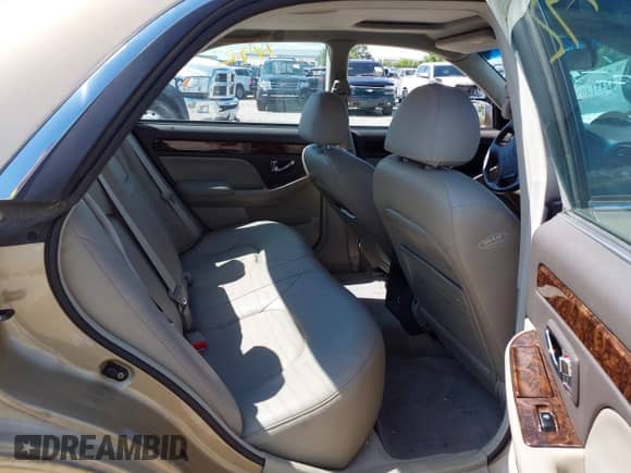 2001 Hyundai XG с VIN KMHFU45D91A086966, выставлен на аукционе IAAI как лот 42331492 с пробегом 88 803 миль миль и . История ставок и продаж доступна на DreamBid. Изображение 8.