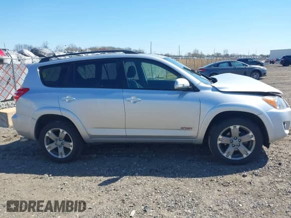 2010 Toyota RAV4 Sport with VIN JTMRK4DV3A5097052, listed as a IAAI auction lot 42091342 with Not provided miles and . Bid and sale history available at DreamBid. Image 12.