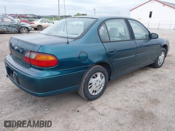 1998 Chevrolet Malibu с VIN 1G1ND52M8WY142896, выставлен на аукционе IAAI как лот 42074243 с пробегом 118 401 миль миль и . История ставок и продаж доступна на DreamBid. Изображение 4.