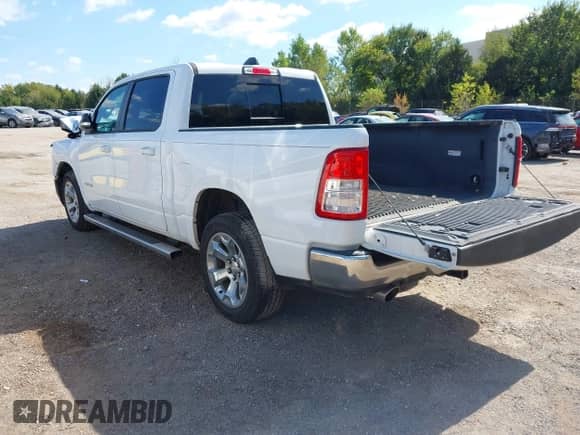 2021 Ram 1500 Big Horn с VIN 1C6RREFT5MN660711, выставлен на аукционе IAAI как лот 43358233 с пробегом 44 961 миль миль и . История ставок и продаж доступна на DreamBid. Изображение 3.