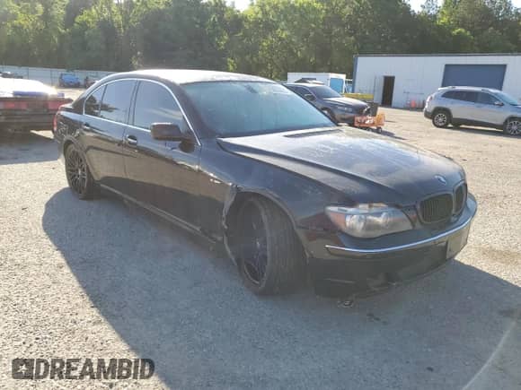 2007 BMW 7 Series 750i z VIN WBAHL83567DT07642, wystawiony jako Copart lot #56550605 z przebiegiem Nie podano mil oraz Szkoda całkowita • Salvage title. Historia ofert i sprzedaży dostępna na DreamBid. Obrazek 4.