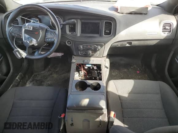 2023 Dodge Charger Police z VIN 2C3CDXAT7PH588637, wystawiony jako Copart lot #61242105 z przebiegiem 17 271 mil mil oraz Szkoda całkowita • Salvage title. Historia ofert i sprzedaży dostępna na DreamBid. Obrazek 8.