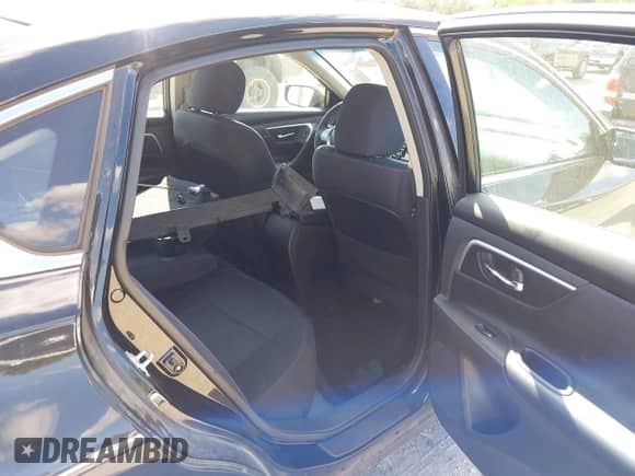 2016 Nissan Altima S with VIN 1N4AL3AP2GC222076, listed as a IAAI auction lot 43363147 with 168,596 mi miles and . Bid and sale history available at DreamBid. Image 8.