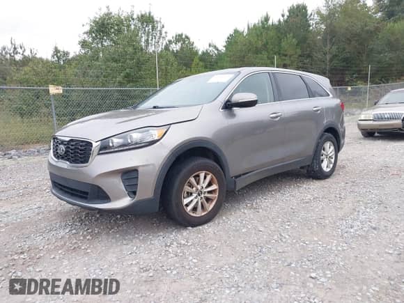 2019 Kia Sorento L with VIN 5XYPG4A30KG520433, listed as a IAAI auction lot 43321422 with 115,421 mi miles and . Bid and sale history available at DreamBid. Image 17.