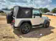 2004 Jeep Wrangler X z VIN 1J4FA39S34P798854, wystawiony jako Copart lot #71769025 z przebiegiem 167 178 mil mil oraz Szkoda całkowita • Salvage title. Historia ofert i sprzedaży dostępna na DreamBid. Obrazek 3.