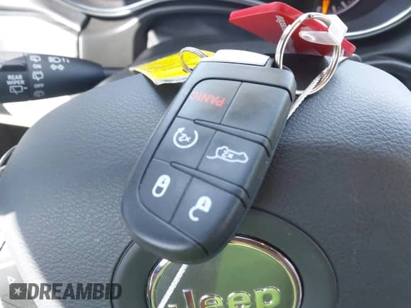 2022 Jeep Grand Cherokee Limited with VIN 1C4RJEBG9NC126472, listed as a IAAI auction lot 42008318 with 77,508 mi miles and . Bid and sale history available at DreamBid. Image 11.