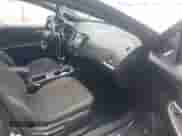 2017 Chevrolet Cruze LT с VIN 3G1BE6SMXHS512696, выставлен на аукционе IAAI как лот 42740839 с пробегом 170 851 миль миль и . История ставок и продаж доступна на DreamBid. Изображение 5.